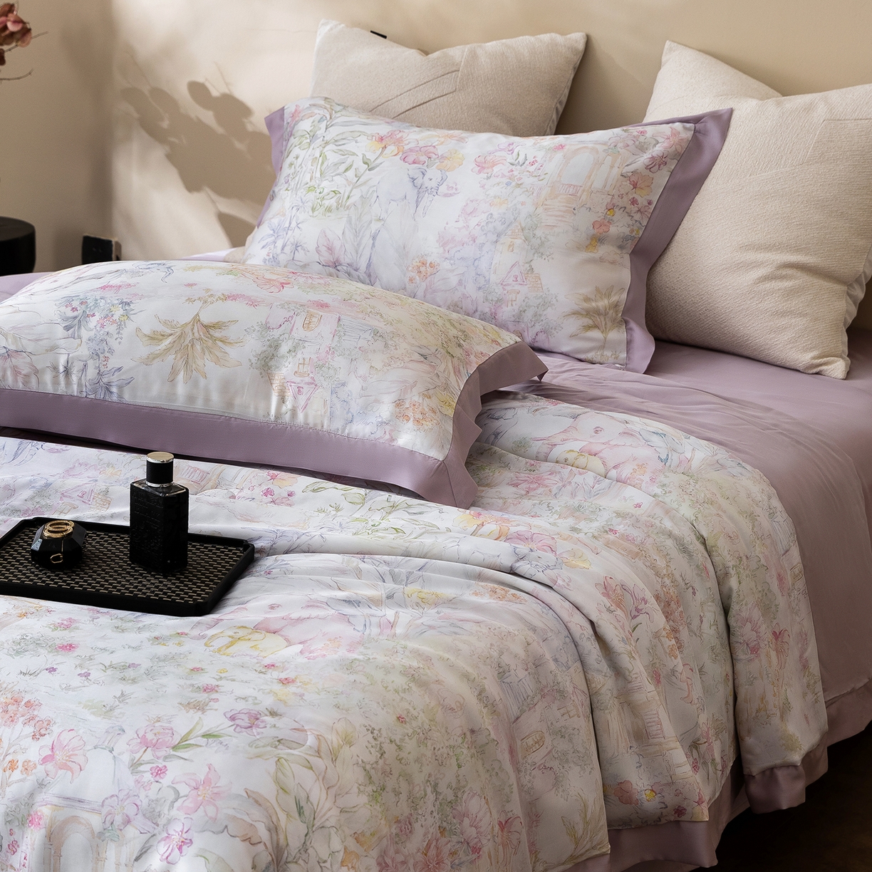 91家纺网 家纺一手货源 找家纺 立奥被业 2026年新款100%莱赛尔夏被莱赛尔夏被四件套天丝夏凉被 秘境花序-紫