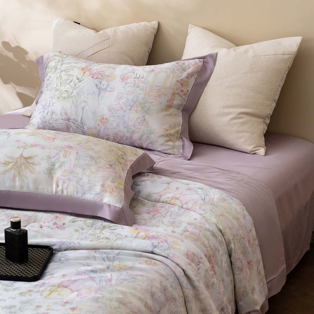 91家纺网 家纺一手货源 找家纺 立奥被业 2026年新款100%莱赛尔夏被莱赛尔夏被四件套天丝夏凉被 秘境花序-紫