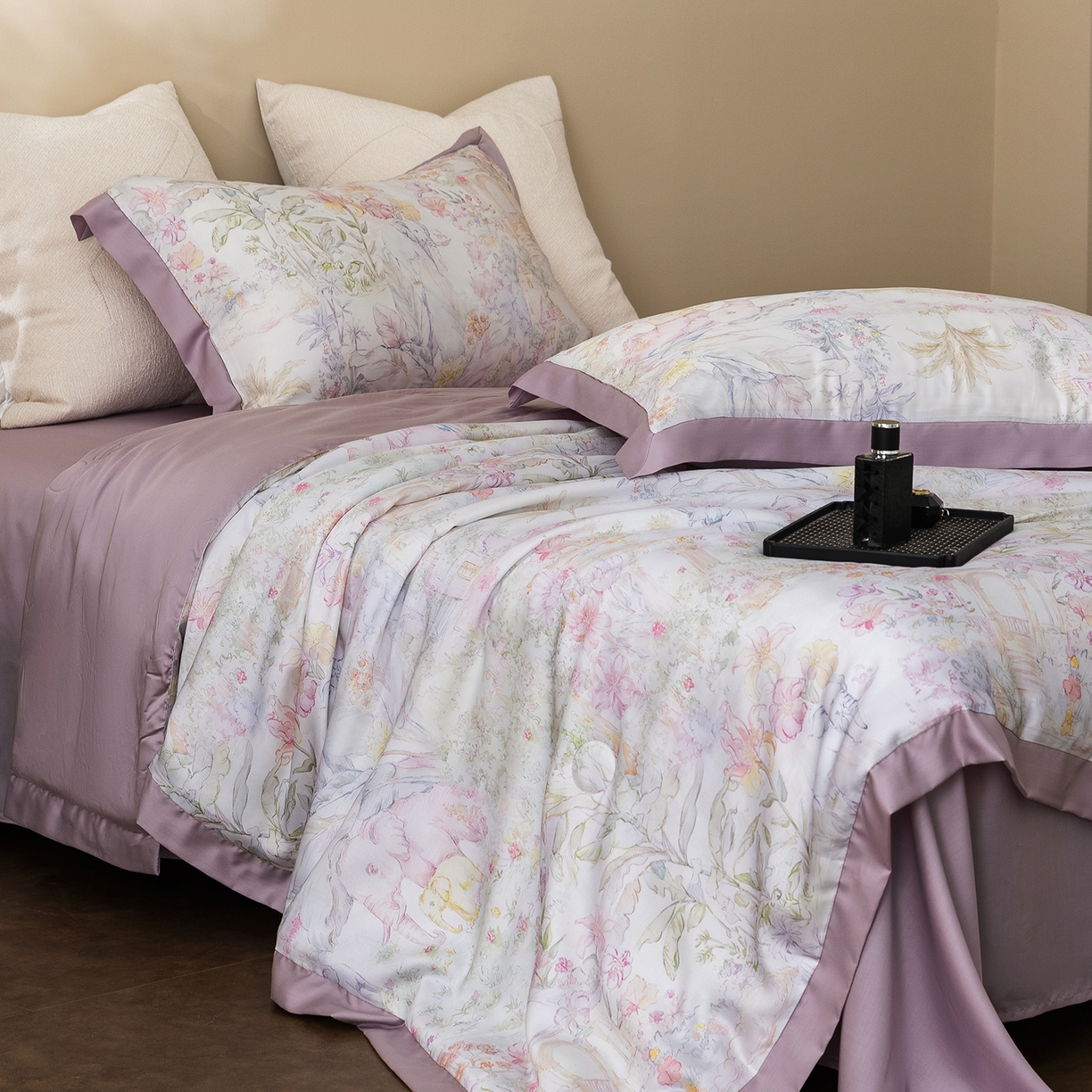 91家纺网 家纺一手货源 找家纺 立奥被业 2026年新款100%莱赛尔夏被莱赛尔夏被四件套天丝夏凉被 秘境花序-紫