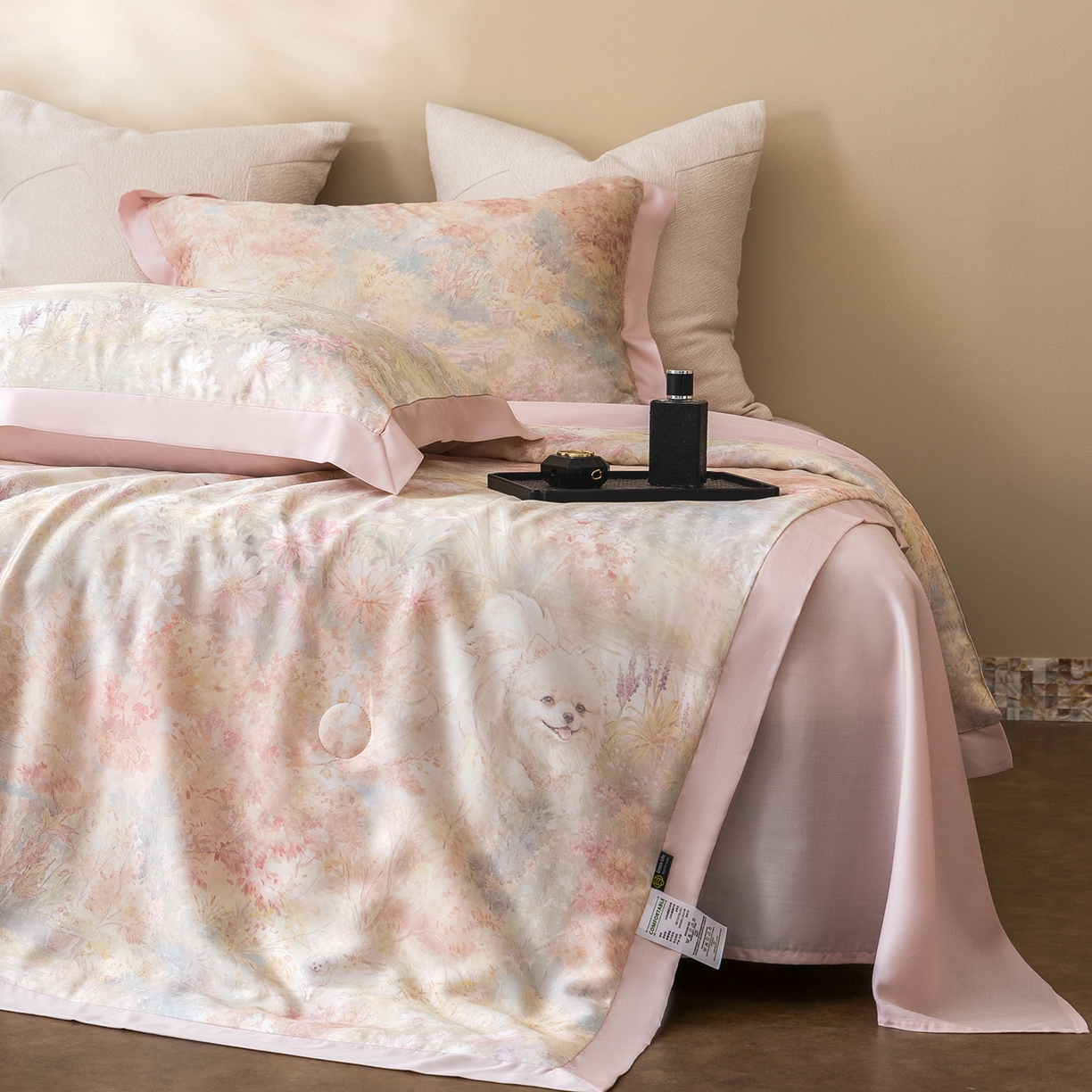 91家纺网 家纺一手货源 找家纺 立奥被业 2026年新款100%莱赛尔夏被莱赛尔夏被四件套天丝夏凉被 小憩花园-粉,小憩花园-粉