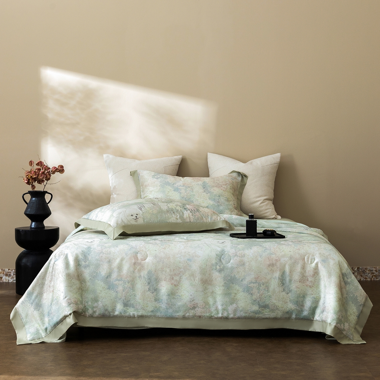 91家纺网 家纺一手货源 找家纺 立奥被业 2026年新款100%莱赛尔夏被莱赛尔夏被四件套天丝夏凉被 小憩花园-绿