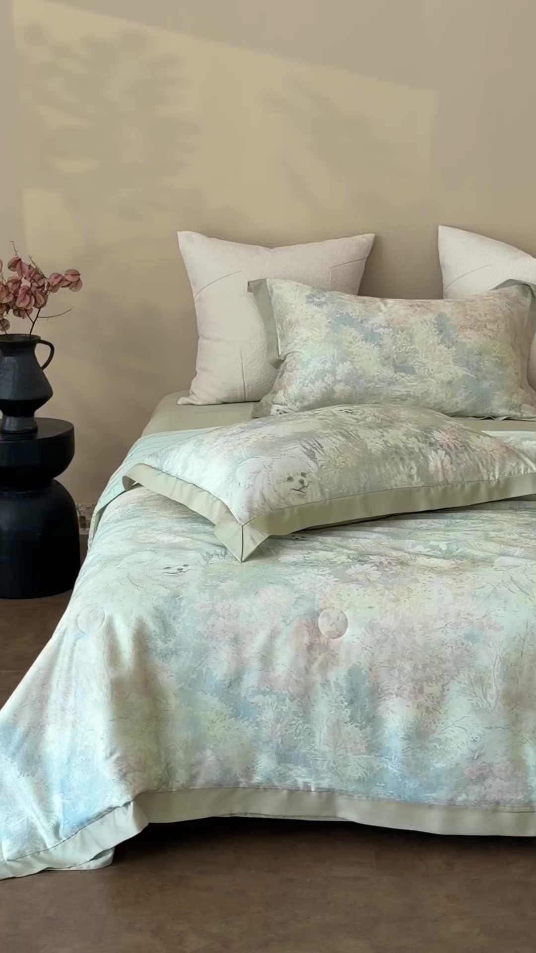 91家纺网 家纺一手货源 找家纺 立奥被业 2026年新款100%莱赛尔夏被莱赛尔夏被四件套天丝夏凉被 小憩花园-绿