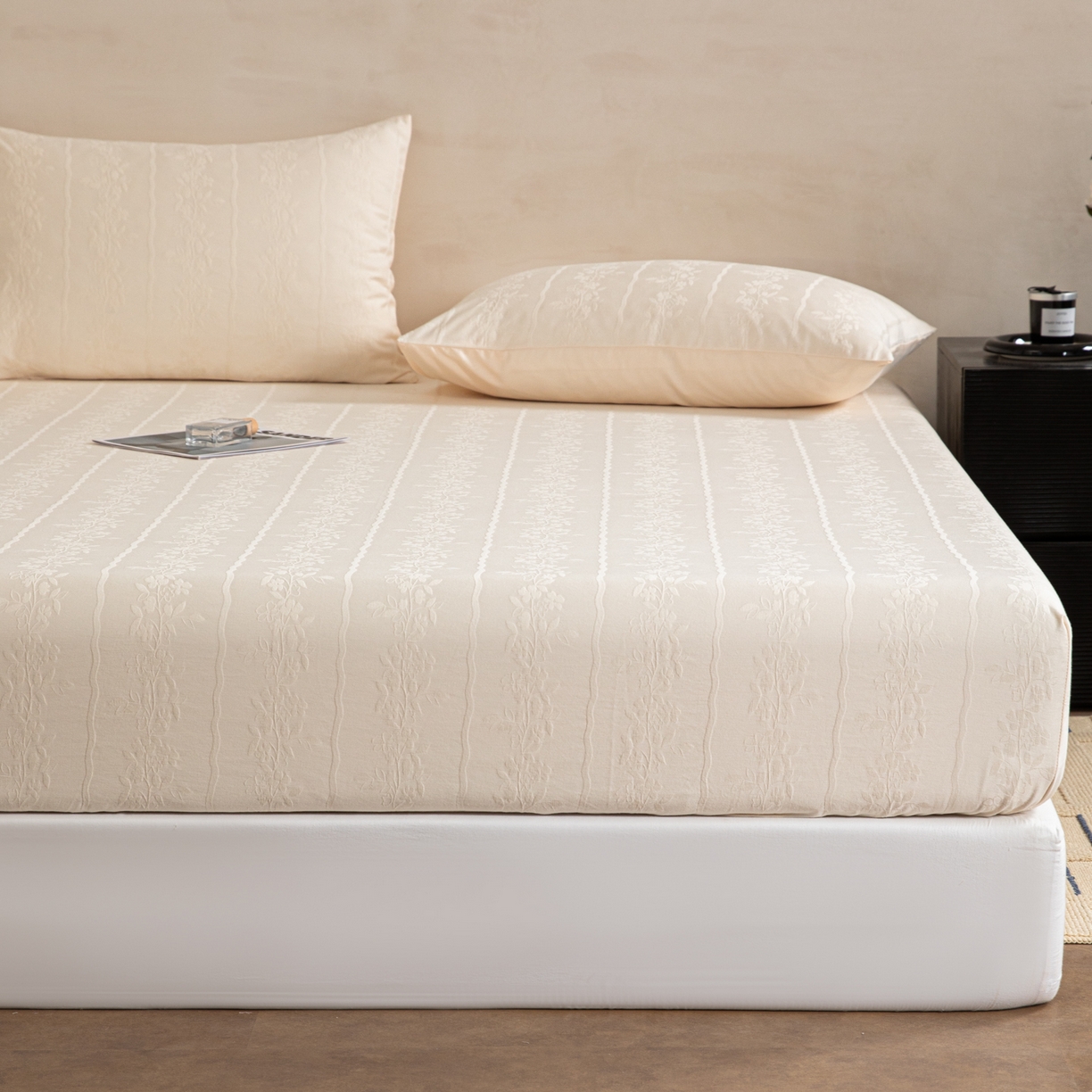 91家纺网 家纺一手货源 找家纺 眠博士 2026春夏新款60水洗立体提花床笠床笠单价 床笠-花间梦-奶白