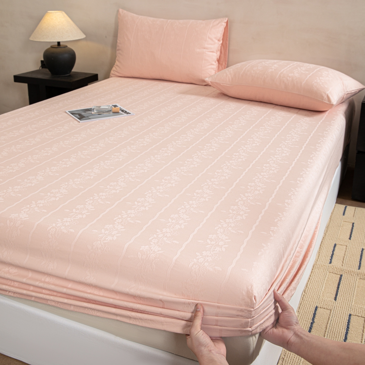 91家纺网 家纺一手货源 找家纺 眠博士 2026春夏新款60水洗立体提花床笠床笠单价 床笠-花间梦-粉