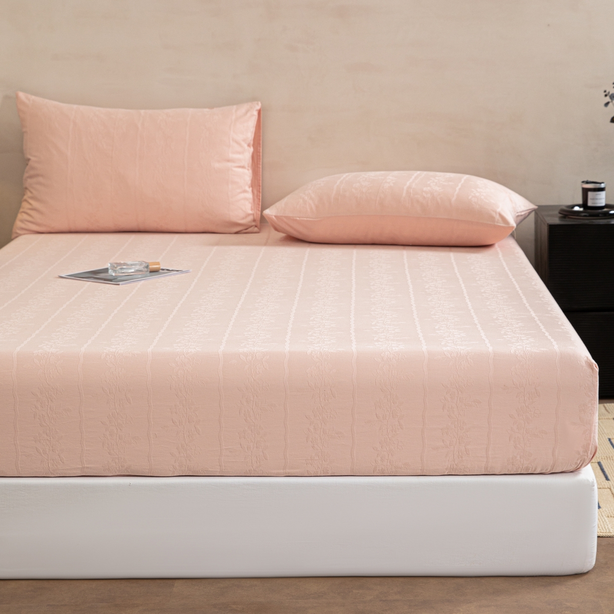 91家纺网 家纺一手货源 找家纺 眠博士 2026春夏新款60水洗立体提花床笠床笠单价 床笠-花间梦-粉