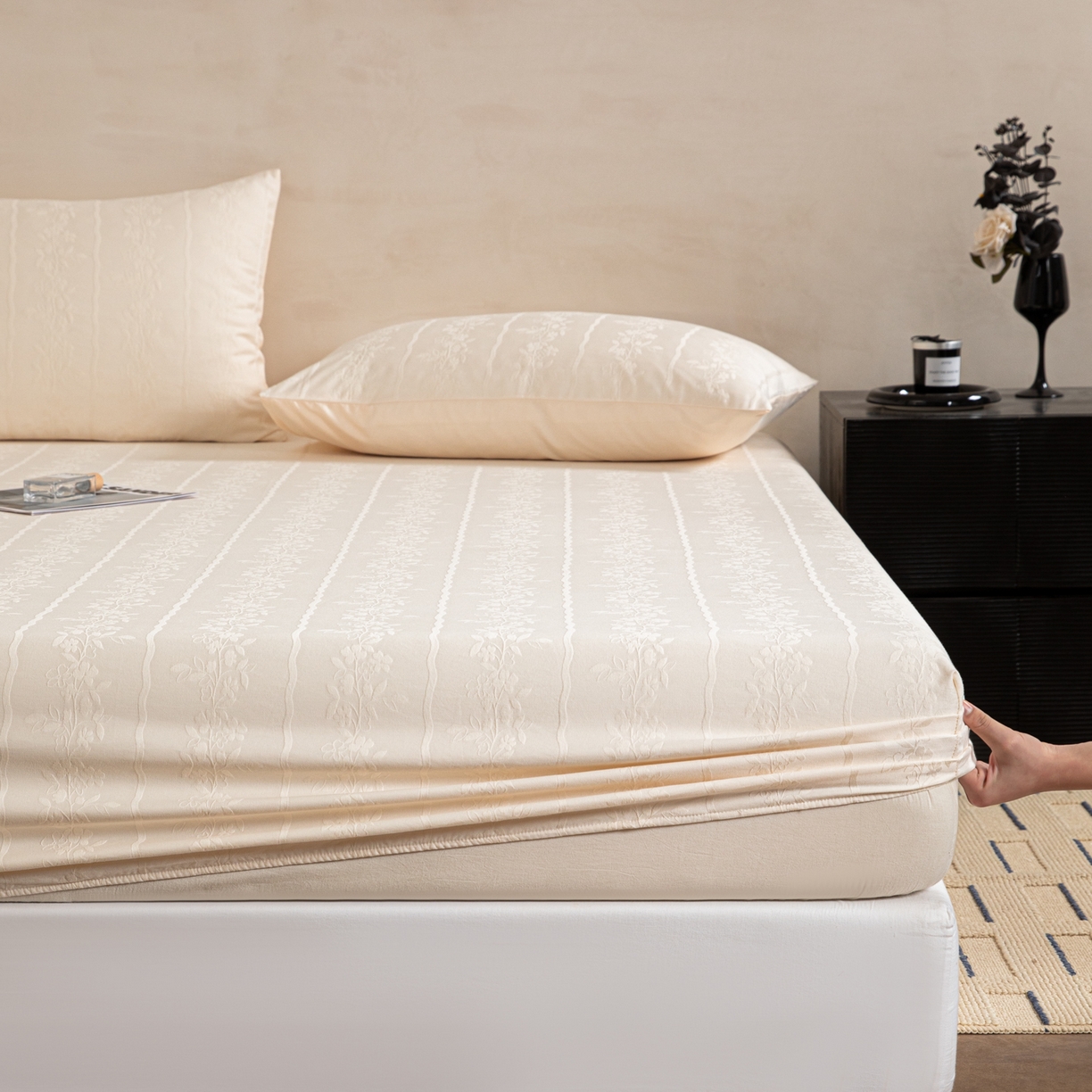 91家纺网 家纺一手货源 找家纺 眠博士 2026春夏新款60水洗立体提花床笠床笠单价 床笠-花间梦-奶白