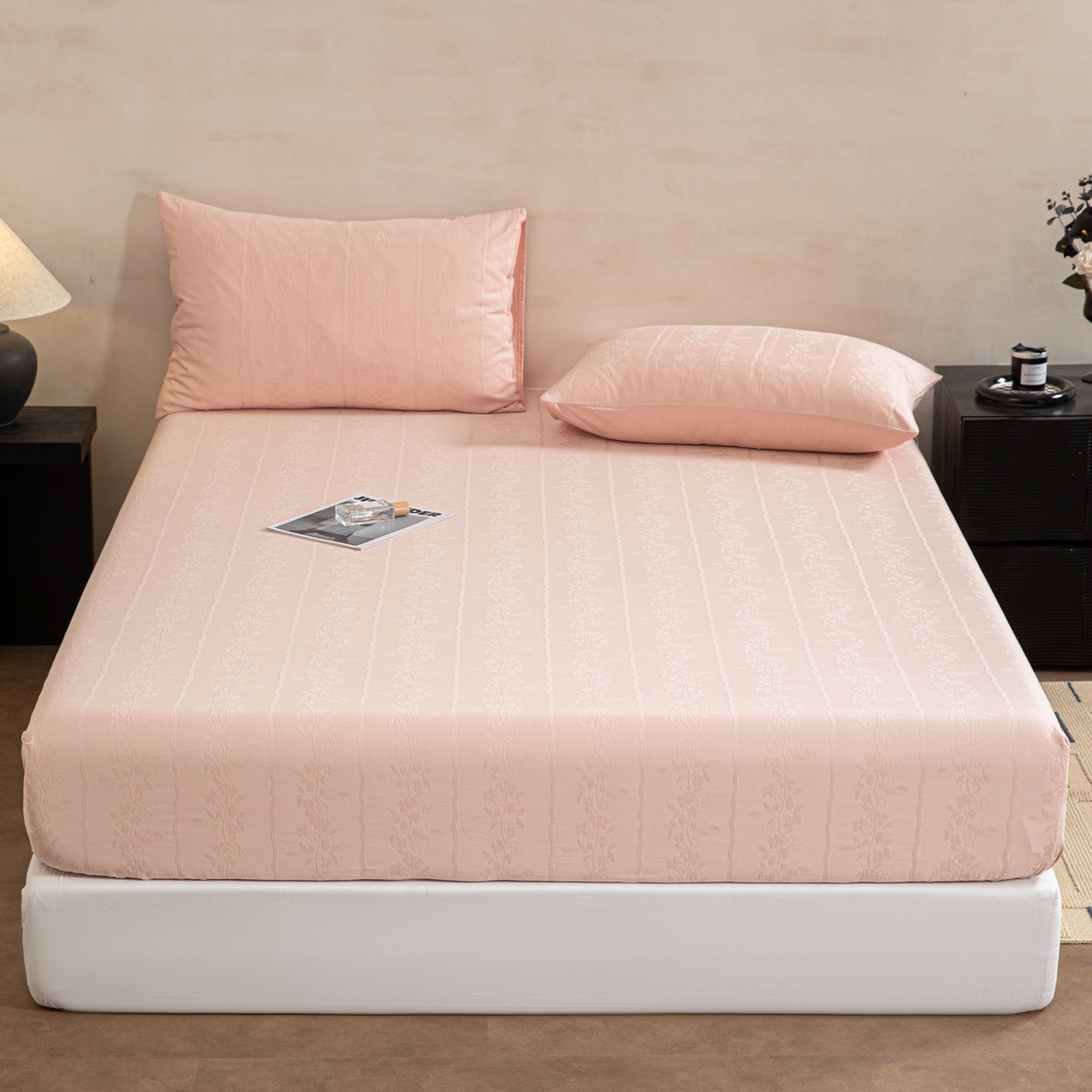 91家纺网 家纺一手货源 找家纺 眠博士 2026春夏新款60水洗立体提花床笠床笠单价 床笠-花间梦-粉