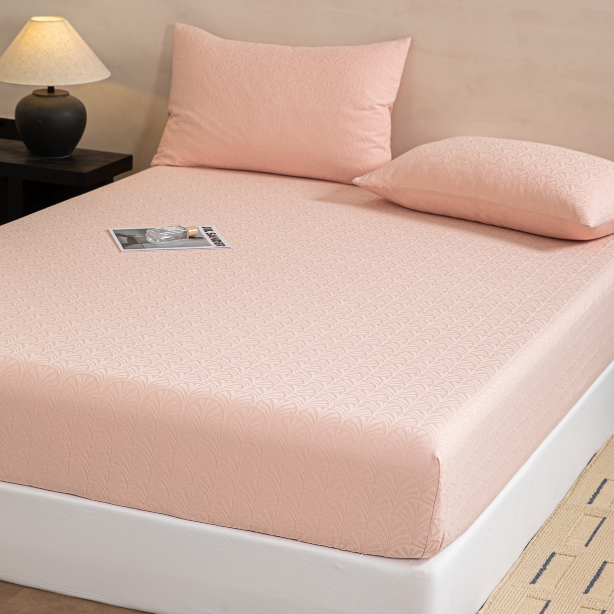 91家纺网 家纺一手货源 找家纺 眠博士 2026春夏新款60水洗立体提花床笠床笠单价 床笠-杏影-粉