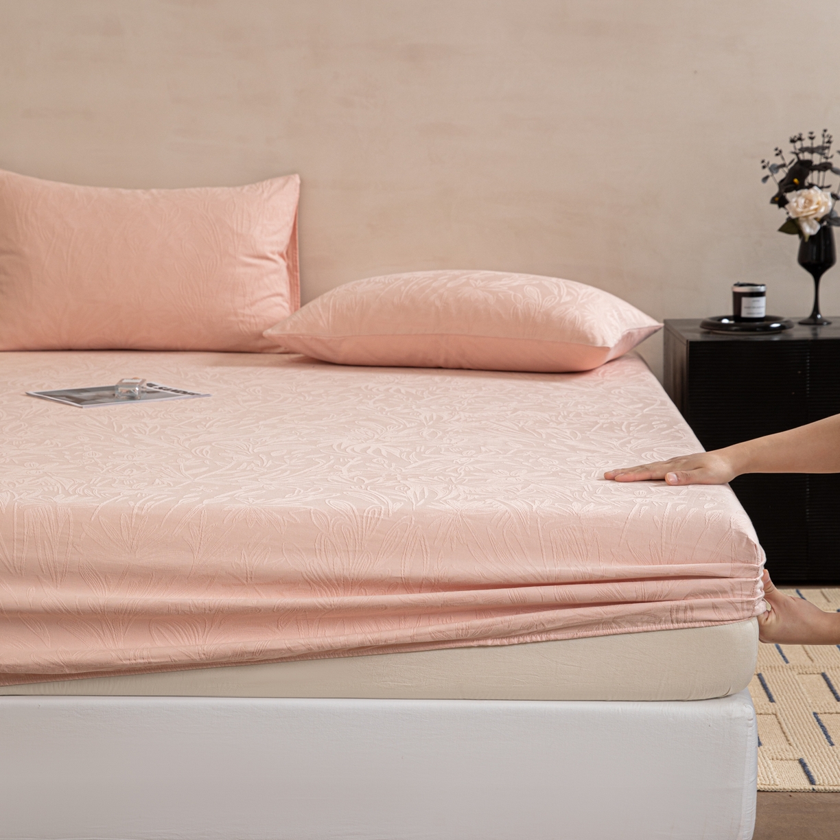 91家纺网 家纺一手货源 找家纺 眠博士 2026春夏新款60水洗立体提花床笠床笠单价 床笠-绵语-粉