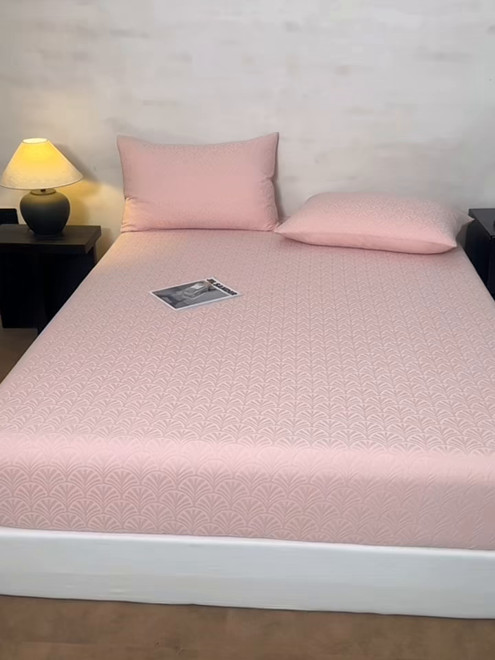 91家纺网 家纺一手货源 找家纺 眠博士 2026春夏新款60水洗立体提花床笠床笠单价 床笠-杏影-粉