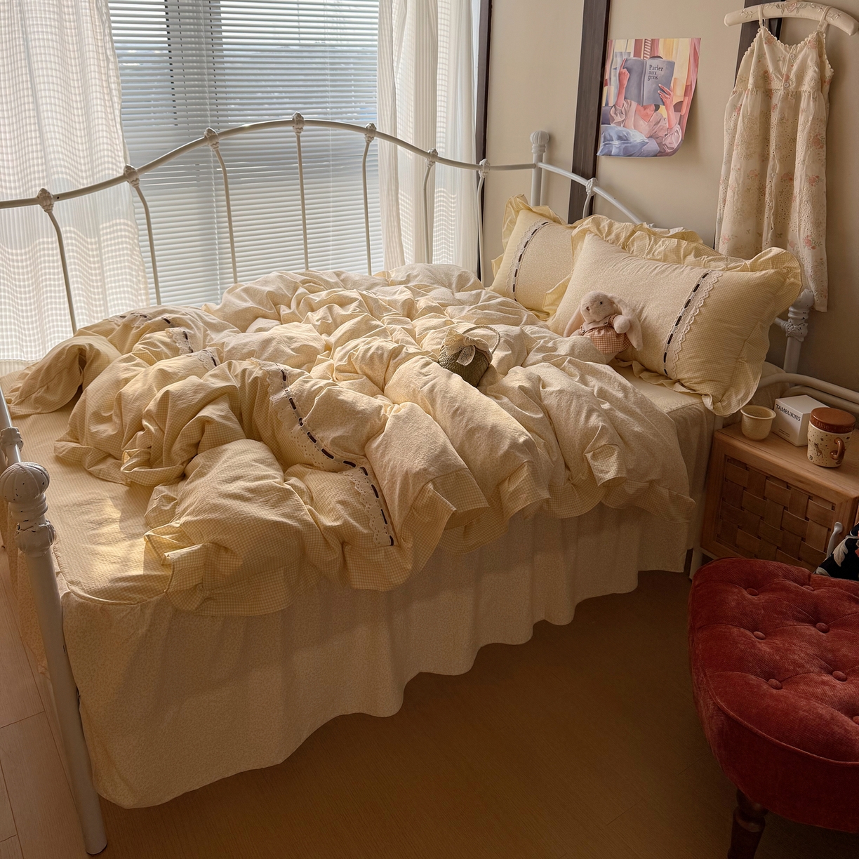 91家纺网 家纺一手货源 找家纺 韩都家居 2026春夏新款韩式小碎花水洗古棉花边四件套 秘境-黄