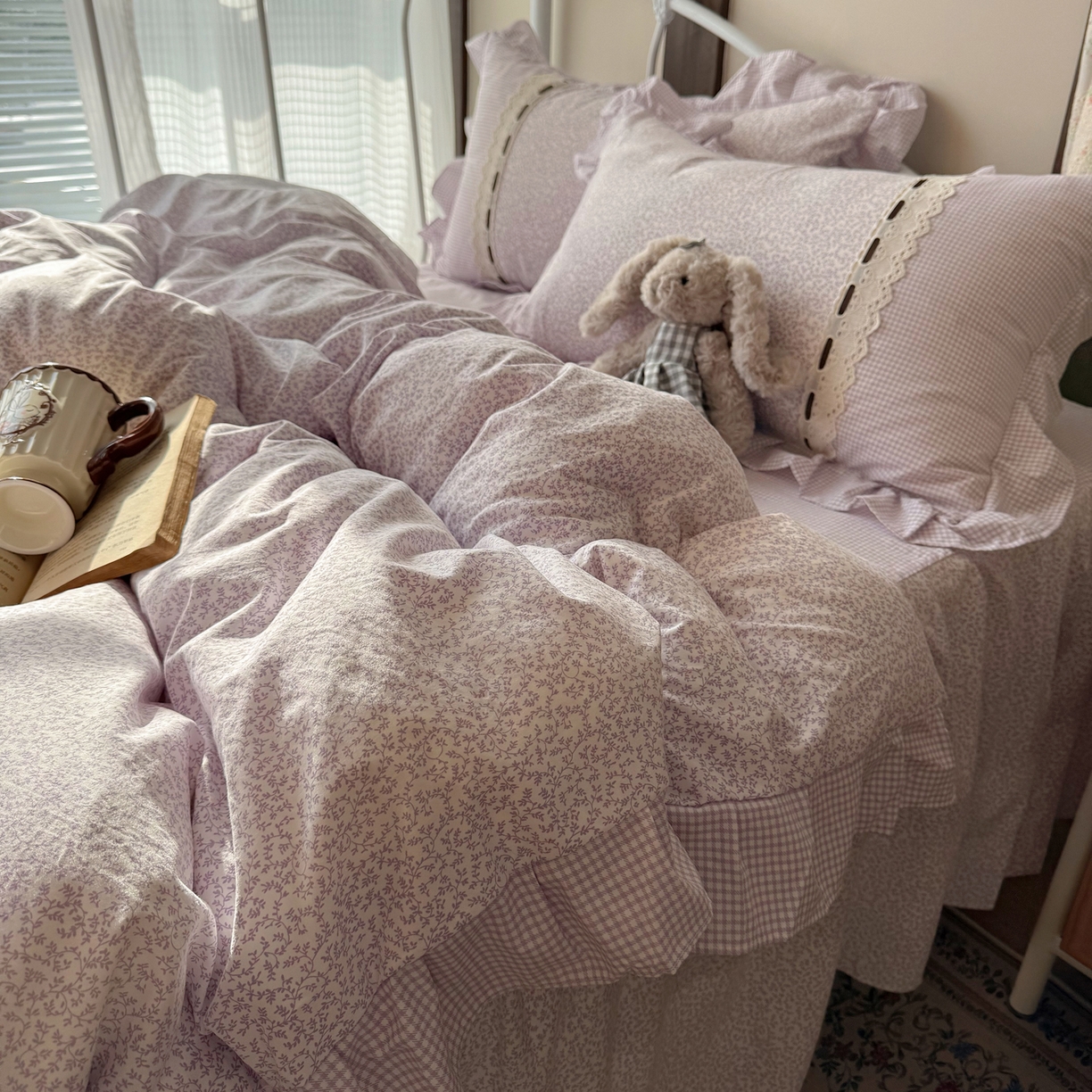 91家纺网 家纺一手货源 找家纺 韩都家居 2026春夏新款韩式小碎花水洗古棉花边四件套 秘境-紫