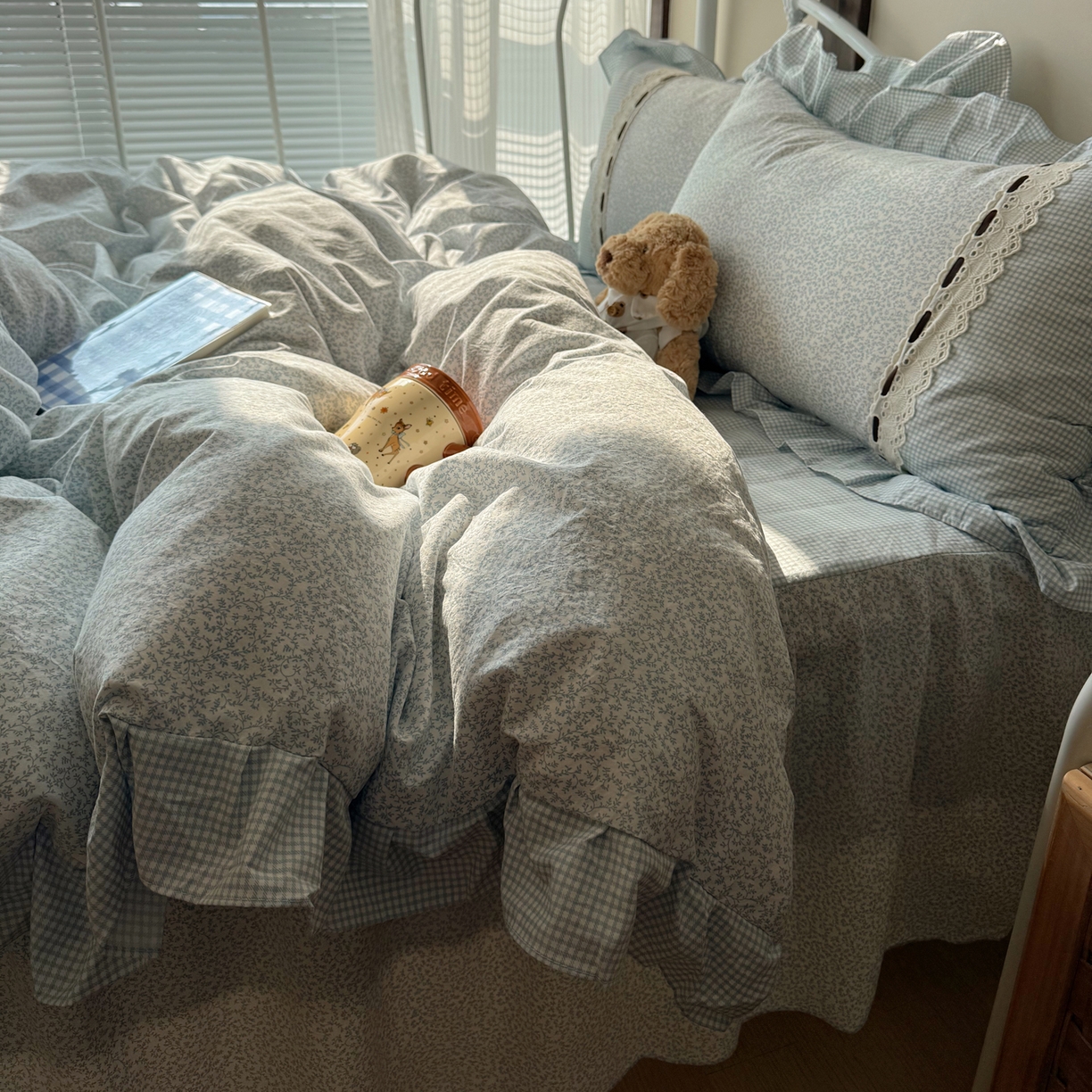 91家纺网 家纺一手货源 找家纺 韩都家居 2026春夏新款韩式小碎花水洗古棉花边四件套 秘境-兰