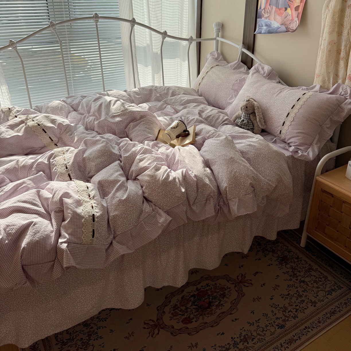 91家纺网 家纺一手货源 找家纺 韩都家居 2026春夏新款韩式小碎花水洗古棉花边四件套 秘境-紫