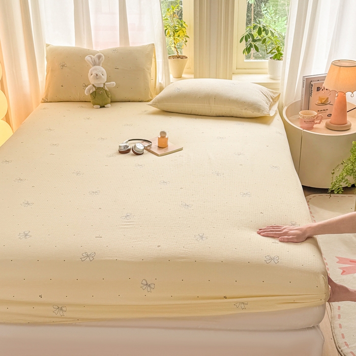 91家纺网 家纺一手货源 找家纺 丝芙妮家居 2026新款四季皱皱棉柔软透气不闷汗木棉床笠单件三件套-系列三 泡芙蝴蝶结