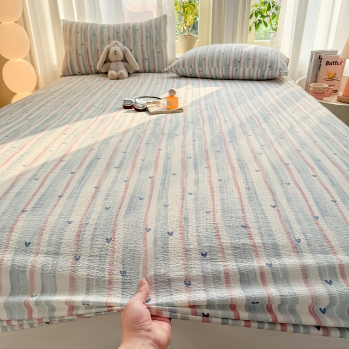 91家纺网 家纺一手货源 找家纺 丝芙妮家居 2026新款四季皱皱棉柔软透气不闷汗木棉床笠单件三件套-系列三 晚安甜心