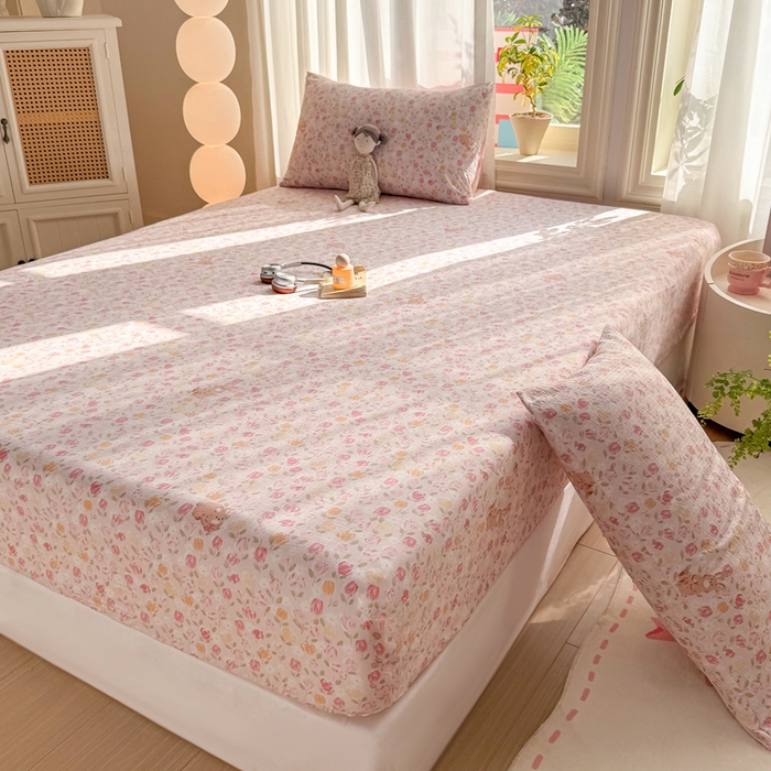 91家纺网 家纺一手货源 找家纺 丝芙妮家居 2026新款四季皱皱棉柔软透气不闷汗木棉床笠单件三件套-系列三 春之约