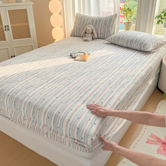 91家纺网 家纺一手货源 找家纺 丝芙妮家居 2026新款四季皱皱棉柔软透气不闷汗木棉床笠单件三件套-系列三 晚安甜心