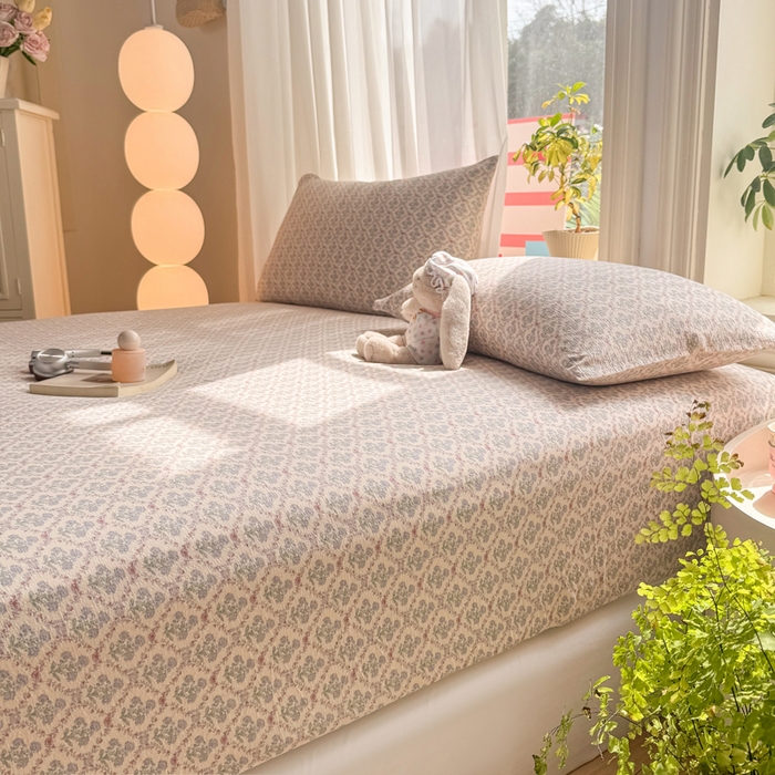 91家纺网 家纺一手货源 找家纺 丝芙妮家居 2026新款四季皱皱棉柔软透气不闷汗木棉床笠单件三件套-系列三 花清梦