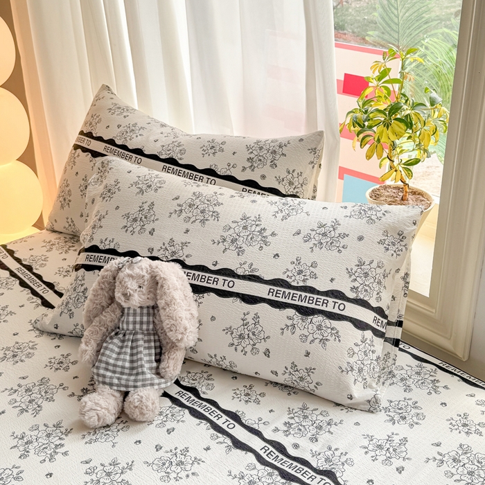 91家纺网 家纺一手货源 找家纺 丝芙妮家居 2026新款四季皱皱棉柔软透气不闷汗木棉床笠单件三件套-系列三 素描花海