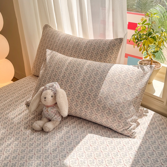 91家纺网 家纺一手货源 找家纺 丝芙妮家居 2026新款四季皱皱棉柔软透气不闷汗木棉床笠单件三件套-系列三 花清梦