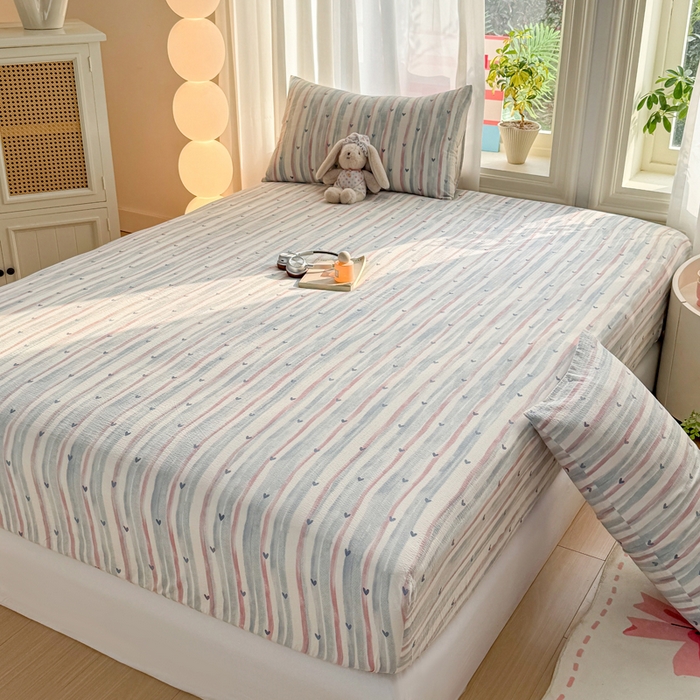 91家纺网 家纺一手货源 找家纺 丝芙妮家居 2026新款四季皱皱棉柔软透气不闷汗木棉床笠单件三件套-系列三 晚安甜心