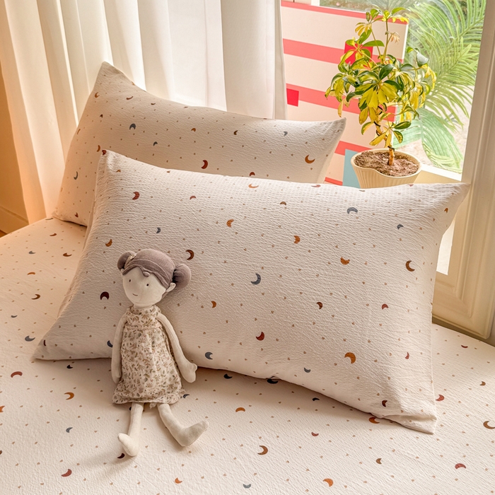 91家纺网 家纺一手货源 找家纺 丝芙妮家居 2026新款四季皱皱棉柔软透气不闷汗木棉床笠单件三件套-系列三 星月点点