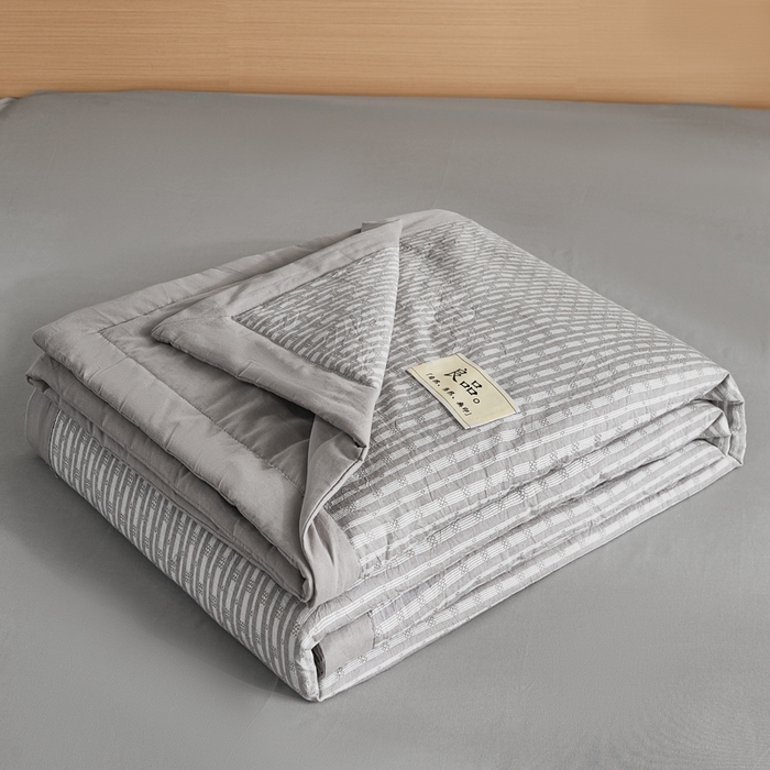 91家纺网 家纺一手货源 找家纺 鸣升家纺 2026新款全棉纯棉麦香提花系列大豆夏被夏凉被空调被 麦香提花条纹灰