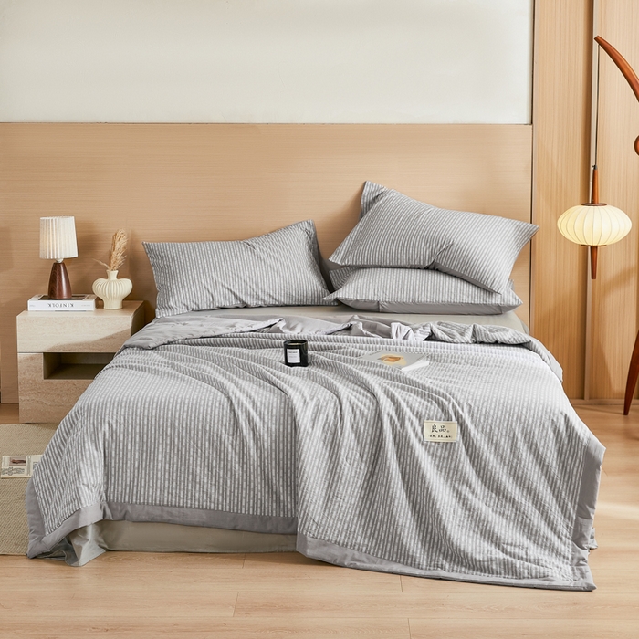 91家纺网 家纺一手货源 找家纺 鸣升家纺 2026新款全棉纯棉麦香提花系列大豆夏被夏凉被空调被 麦香提花条纹灰