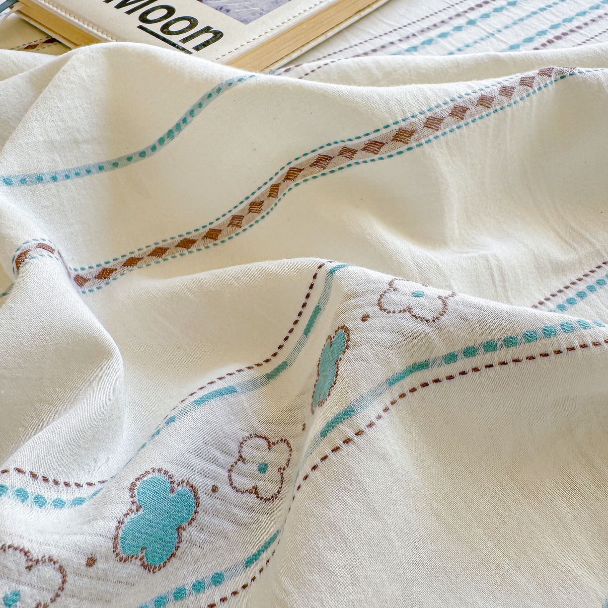 91家纺网 家纺一手货源 找家纺 灰鲸 2026新款全棉纯棉色织提花床单单床单床单单件 四叶星语-蓝