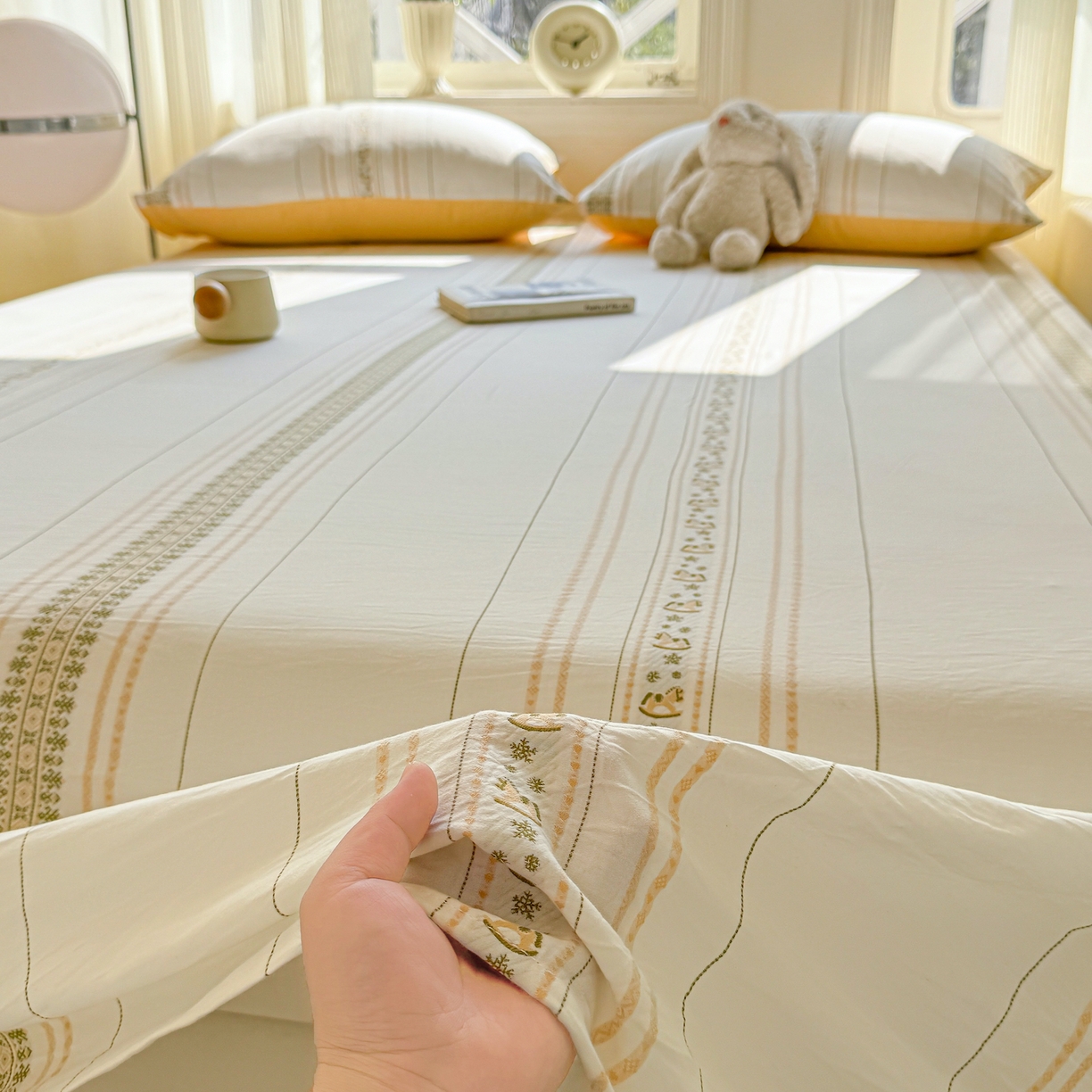 91家纺网 家纺一手货源 找家纺 灰鲸 2026新款全棉纯棉色织提花床单单床单床单单件 费尔岛小马-黄