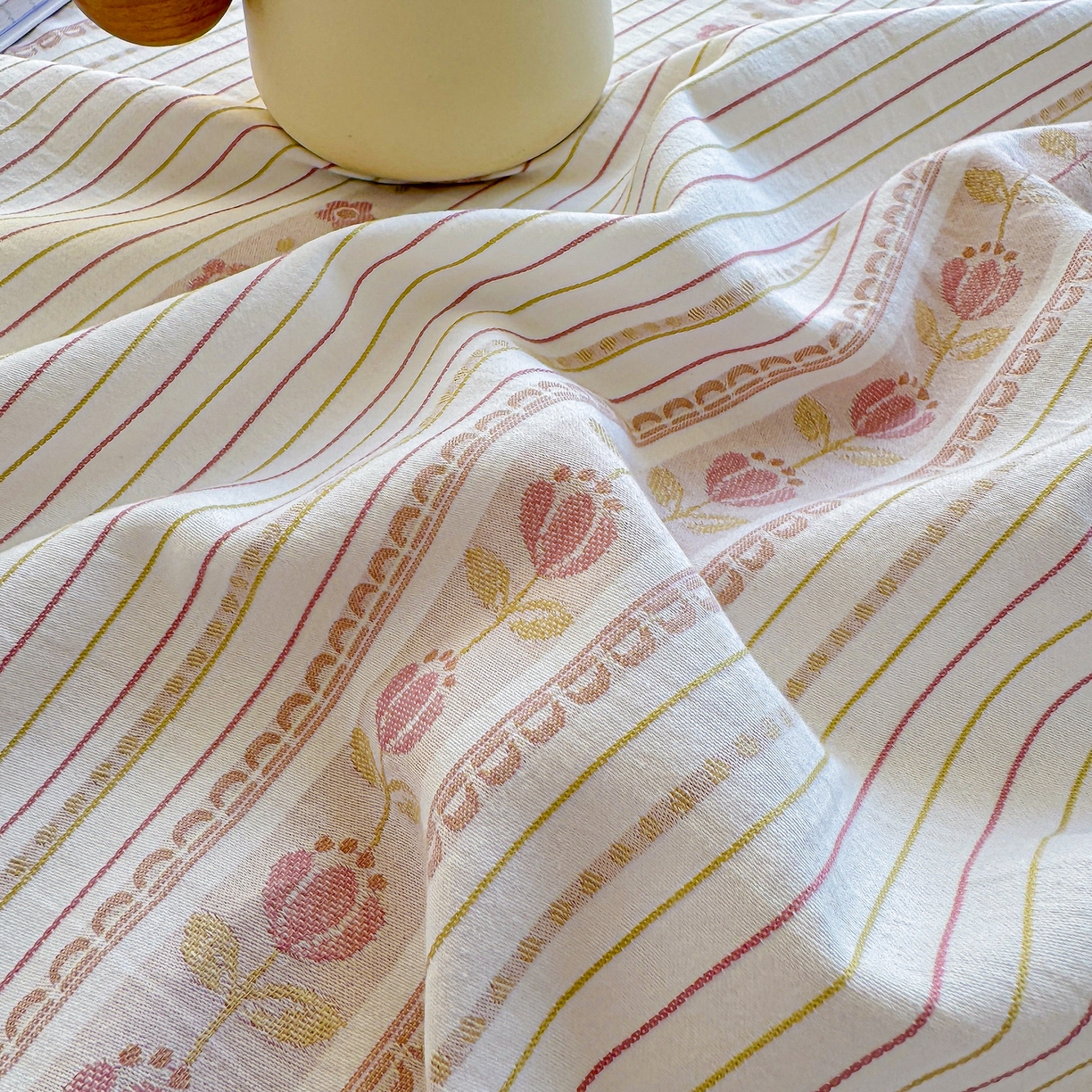 91家纺网 家纺一手货源 找家纺 灰鲸 2026新款全棉纯棉色织提花床单单床单床单单件 木槿-粉