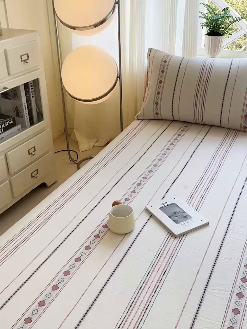 91家纺网 家纺一手货源 找家纺 灰鲸 2026新款全棉纯棉色织提花床单单床单床单单件 四叶星语-粉