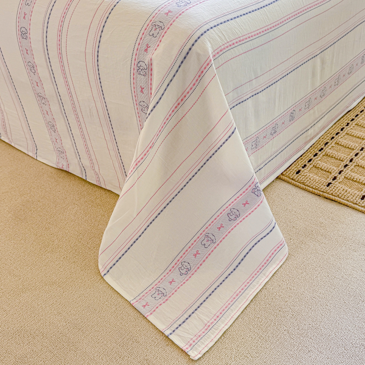 91家纺网 家纺一手货源 找家纺 灰鲸 2026新款全棉纯棉色织提花床单单床单床单单件 线条小狗-粉