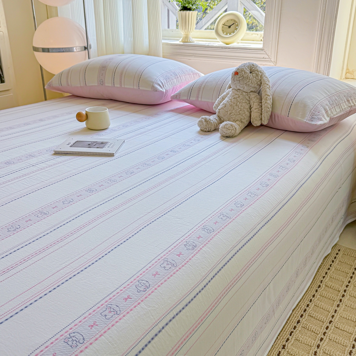 91家纺网 家纺一手货源 找家纺 灰鲸 2026新款全棉纯棉色织提花床单单床单床单单件 线条小狗-粉