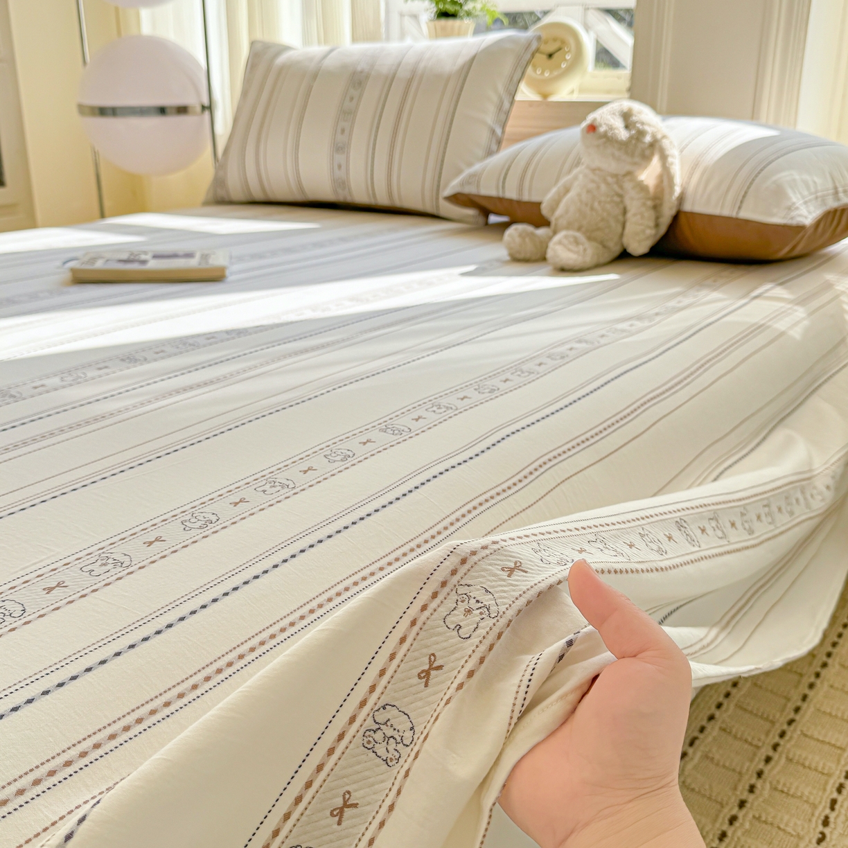 91家纺网 家纺一手货源 找家纺 灰鲸 2026新款全棉纯棉色织提花床单单床单床单单件 线条小狗-咖