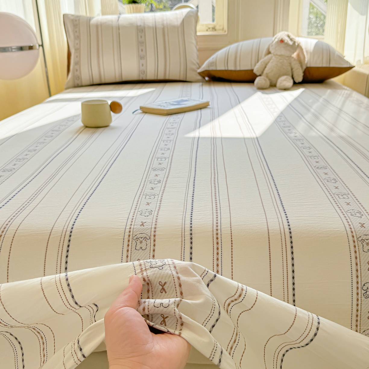 91家纺网 家纺一手货源 找家纺 灰鲸 2026新款全棉纯棉色织提花床单单床单床单单件 线条小狗-咖