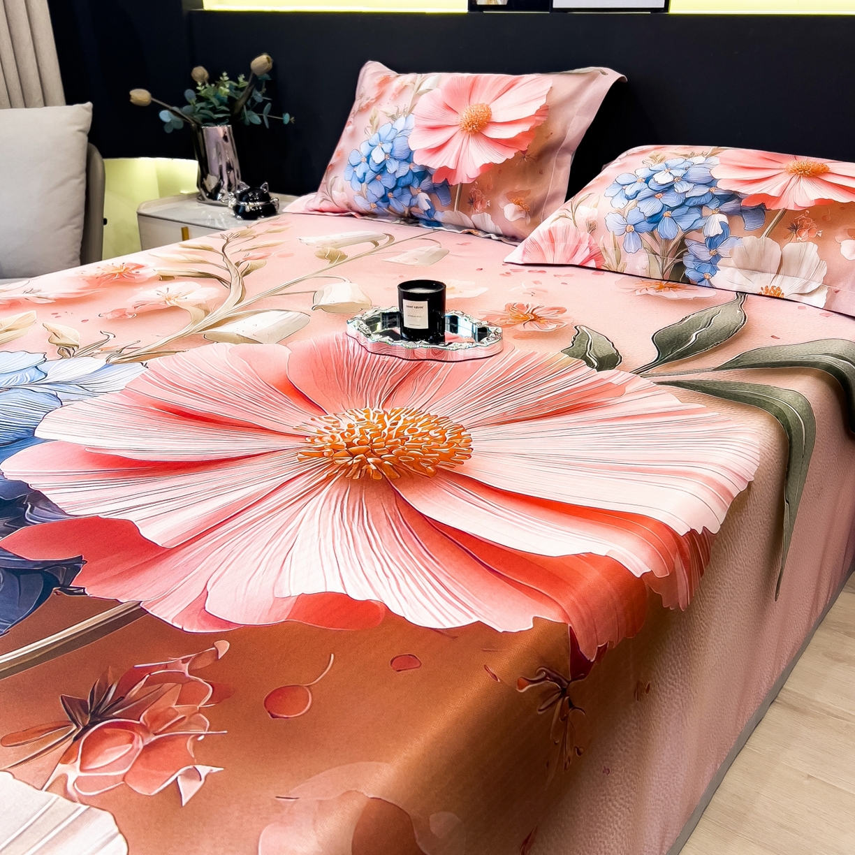 91家纺网 家纺一手货源 找家纺 梵克保罗 2026春夏新款数码印花大版高克重冰丝凉席三件套 花楹