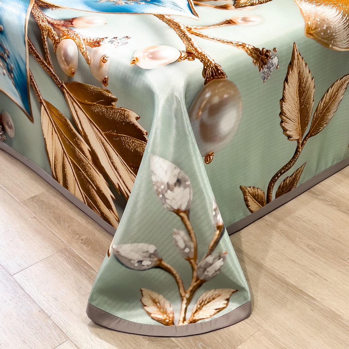 91家纺网 家纺一手货源 找家纺 梵克保罗 2026春夏新款数码印花大版高克重冰丝凉席三件套 四季花