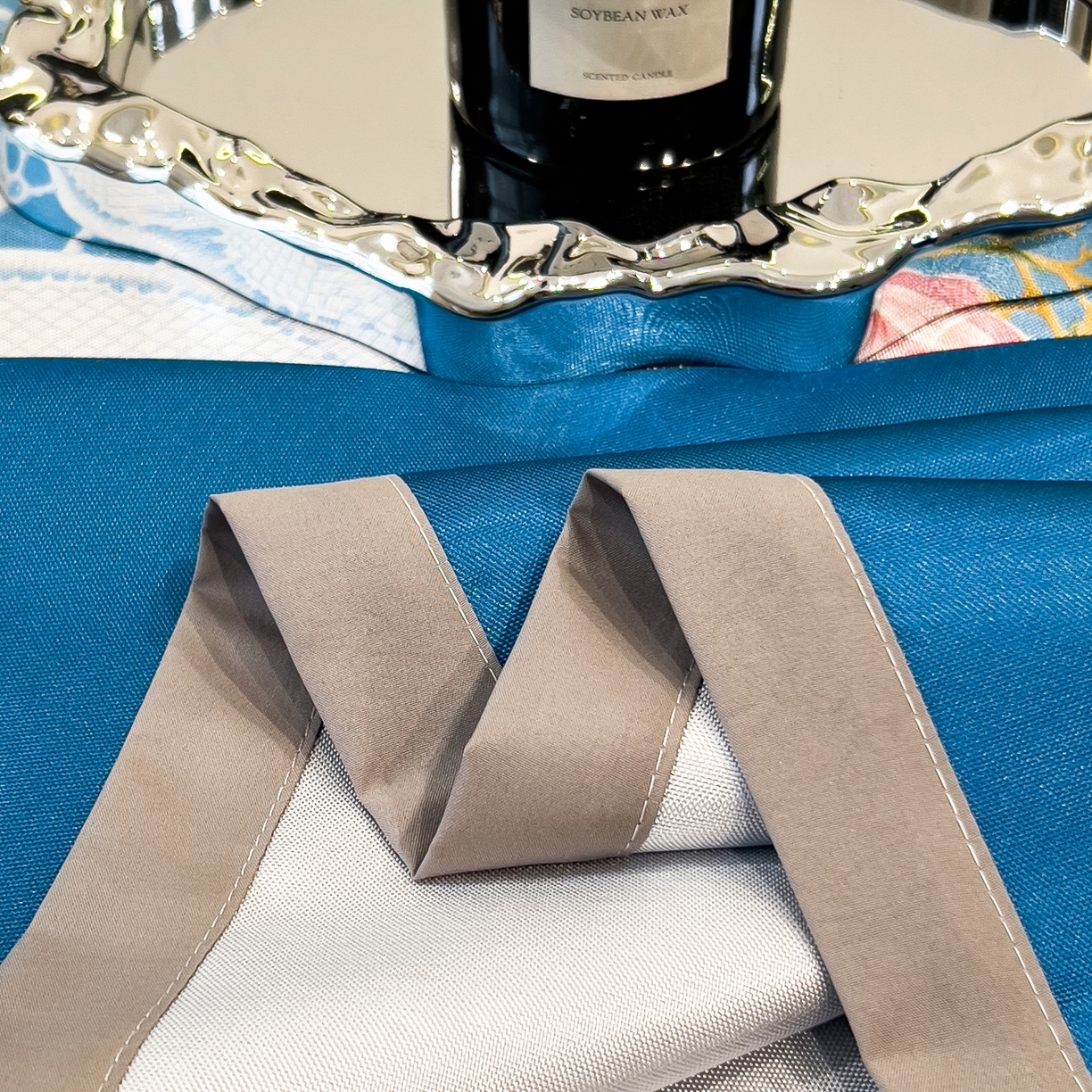 91家纺网 家纺一手货源 找家纺 梵克保罗 2026春夏新款凉感冰丝凉席床单款凉席三件套 惑季