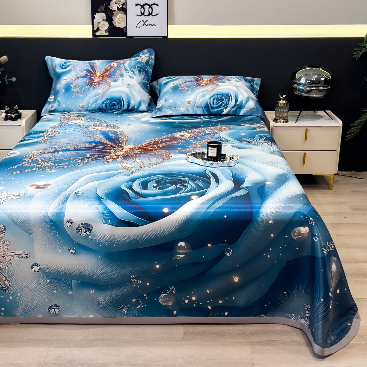 91家纺网 家纺一手货源 找家纺 梵克保罗 2026春夏新款数码印花大版高克重冰丝凉席三件套 星空幻想