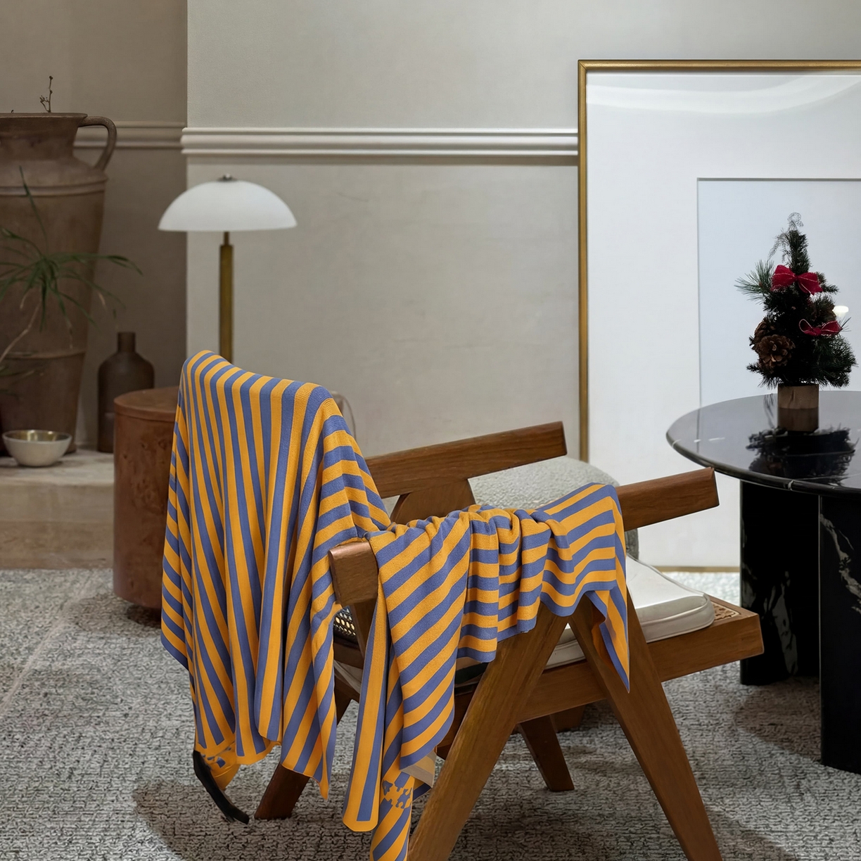 91家纺网 家纺一手货源 找家纺 暖绵绵家纺 2026新款丝光棉撞色条纹盖毯-海文（本款券后/折后零售价不得低于162元） 海文-蓝黄色