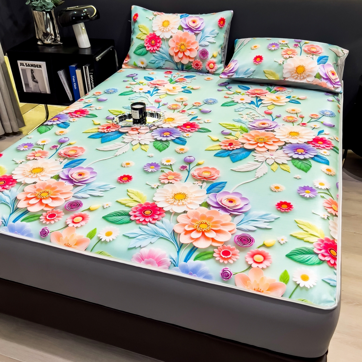 91家纺网 家纺一手货源 找家纺 梵克保罗 2026春夏新款数码印花大版高克重冰丝凉席床笠款三件套 春生物