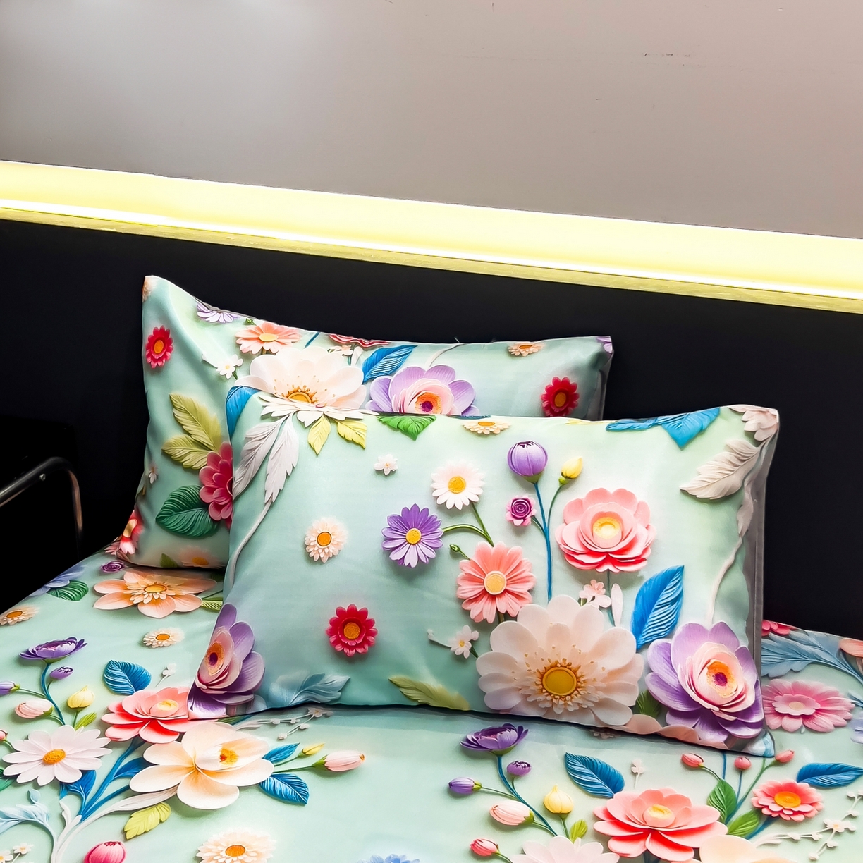 91家纺网 家纺一手货源 找家纺 梵克保罗 2026春夏新款数码印花大版高克重冰丝凉席床笠款三件套 春生物