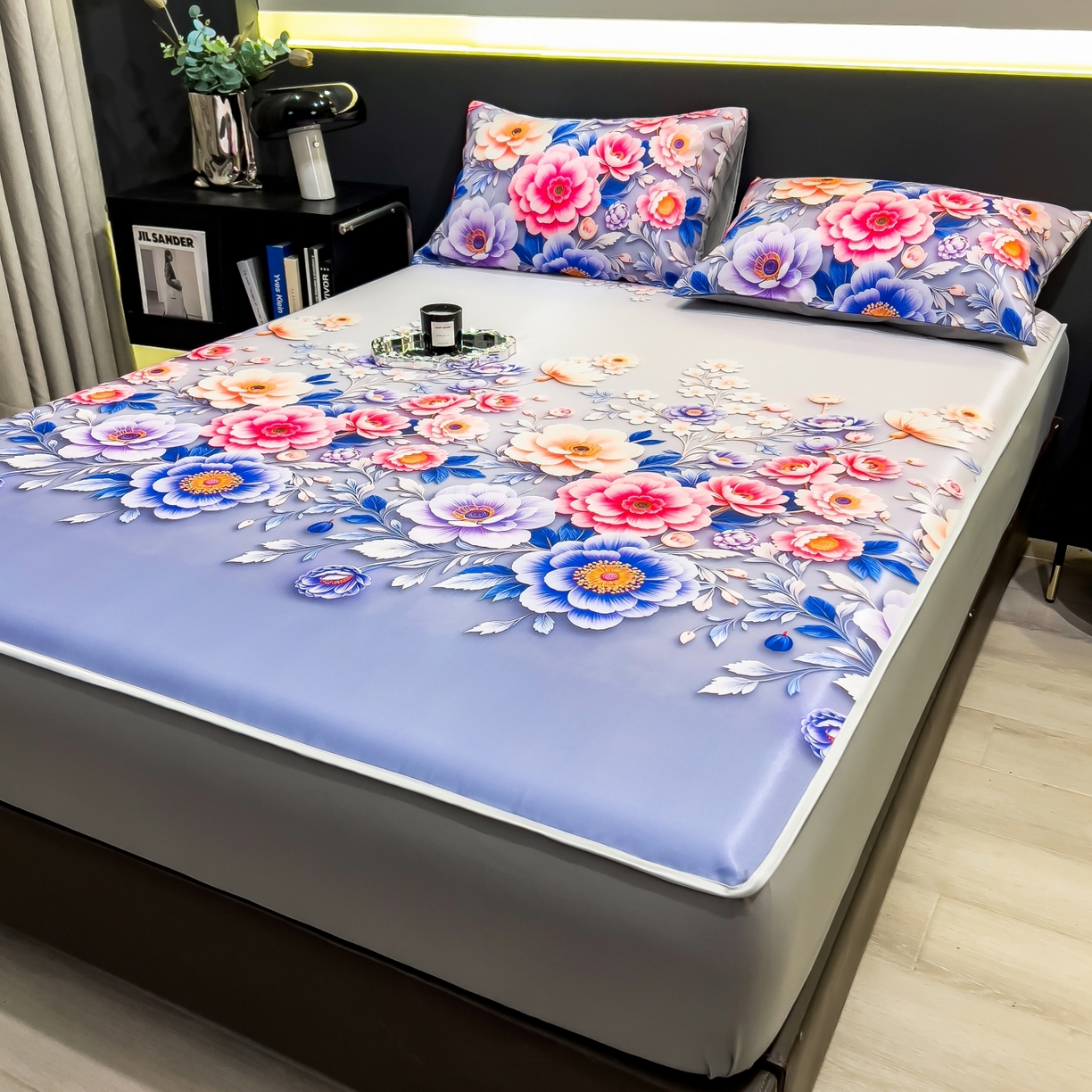 91家纺网 家纺一手货源 找家纺 梵克保罗 2026春夏新款数码印花大版高克重冰丝凉席床笠款三件套 清风