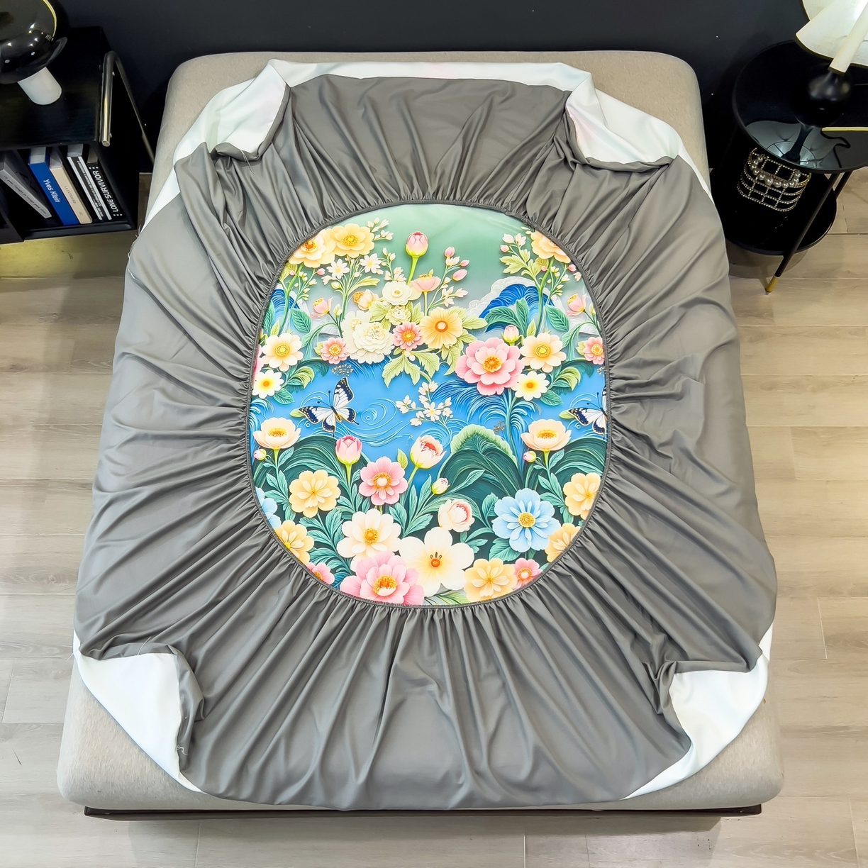 91家纺网 家纺一手货源 找家纺 梵克保罗 2026春夏新款数码印花大版高克重冰丝凉席床笠款三件套 森蔓