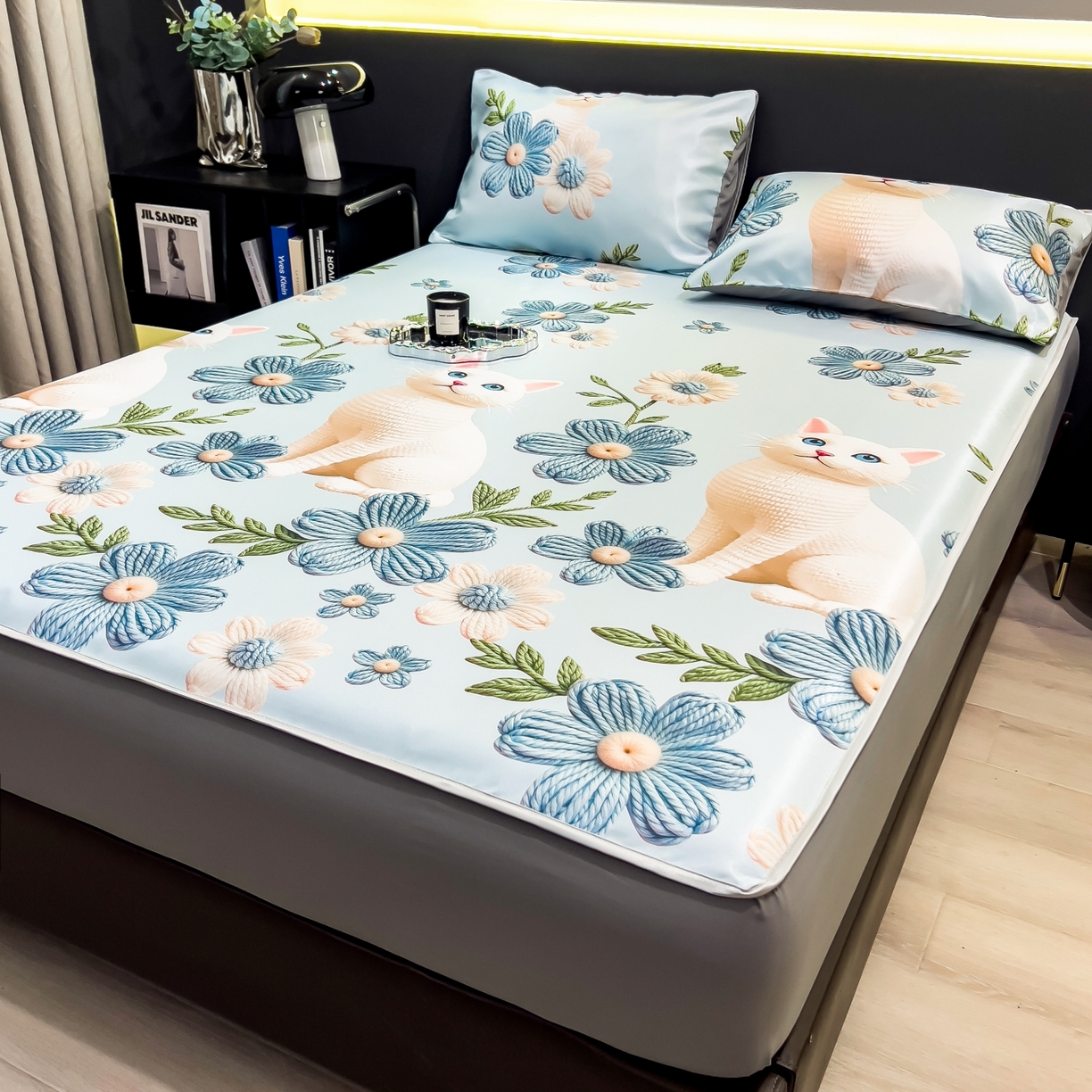 91家纺网 家纺一手货源 找家纺 梵克保罗 2026春夏新款数码印花大版高克重冰丝凉席床笠款三件套 拾光者