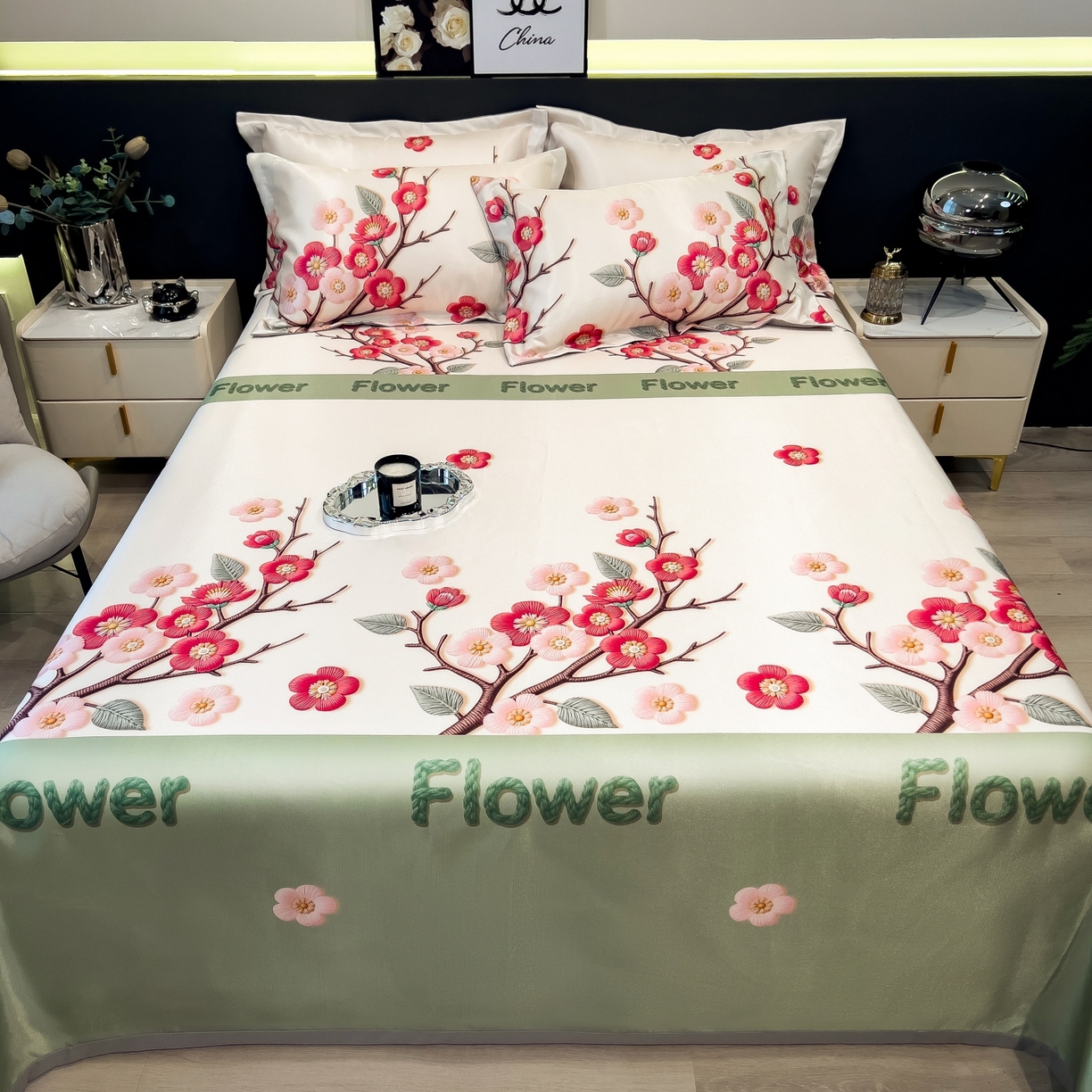 91家纺网 家纺一手货源 找家纺 梵克保罗 2026春夏新款凉感冰丝凉席床单款凉席三件套 桃花姬