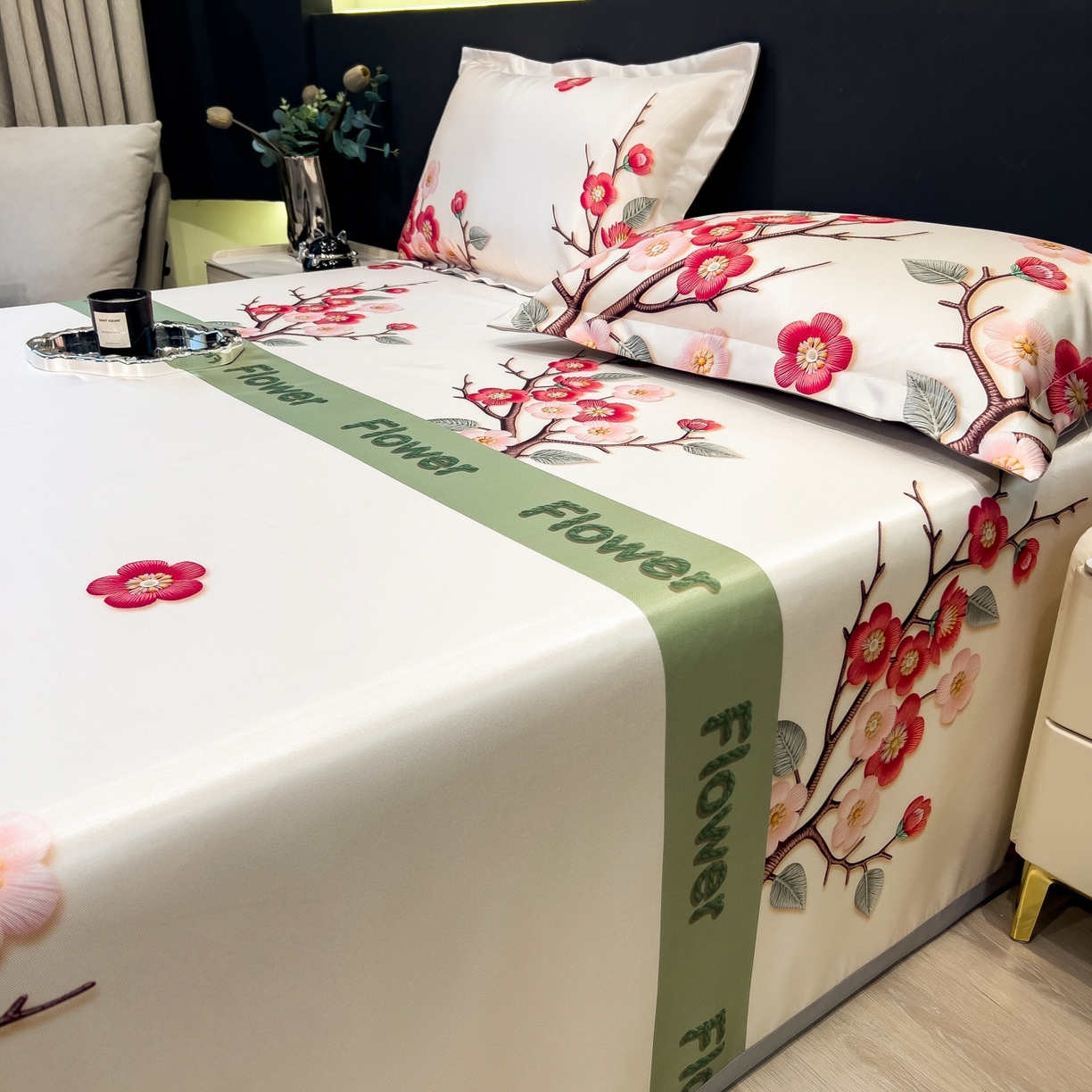 91家纺网 家纺一手货源 找家纺 梵克保罗 2026春夏新款凉感冰丝凉席床单款凉席三件套 桃花姬