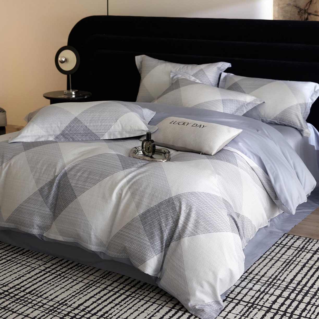 91家纺网 家纺一手货源 找家纺 帅露家纺 2026新款全棉60支长绒棉数码印花四件套 林川兰